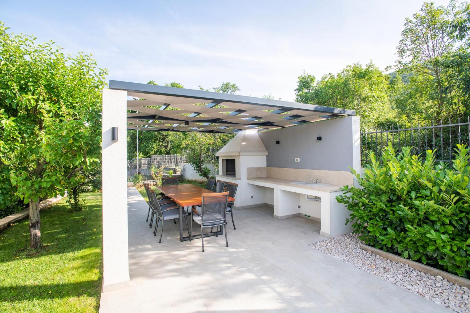 Villa Latica Dicmo Luaran gambar
